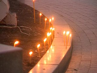 Біля пам`ятника Шевченку рівняни запалили свічки