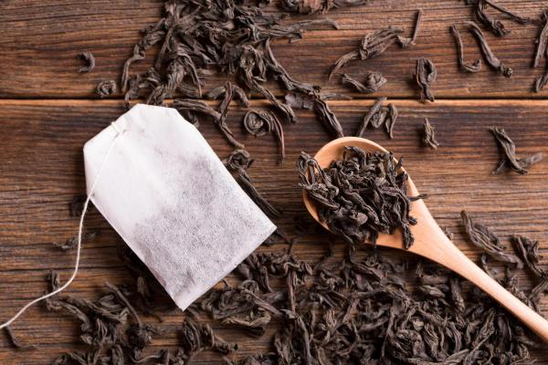 Чому краще заварювати листовий чай замість пакетованого