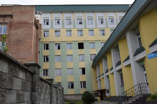 У Рівному в недобудові поліклініки знайшли тіло чоловіка