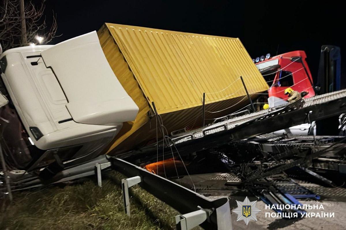 ДТП за участі чотирьох авто: на Дубенщині на водія склали адмінпротокол