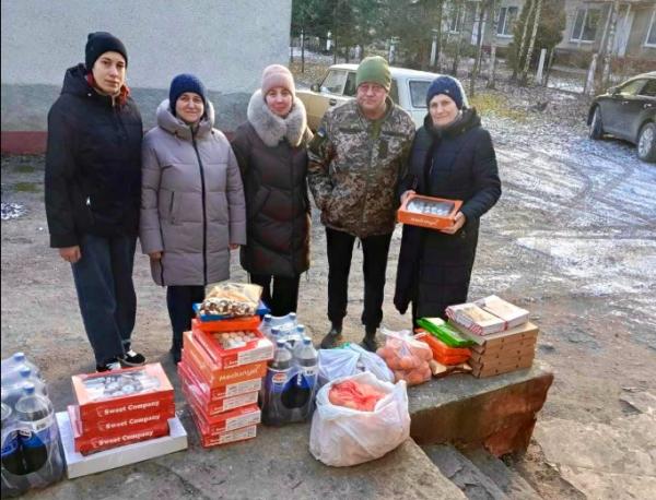 Колективи закладів освіти Гощанщини відвідали поранених військових на Різдво