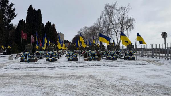 У Рівному «Спецкомбінат – ритуальна служба» працює без вихідних у зимовий період