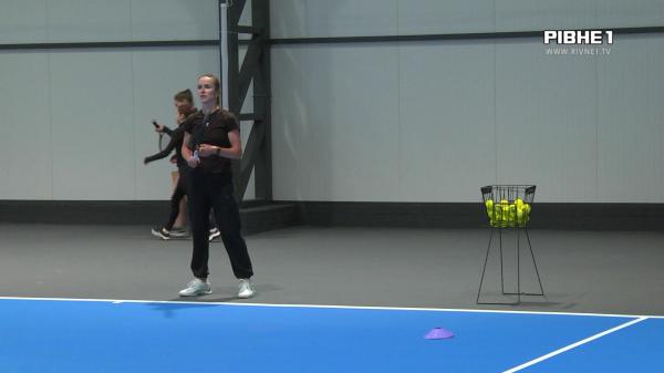 Досвід від світових зірок з тенісу: Еліна Світоліна та Сергій Стаховський у Рівному провели майстер-клас (ВІДЕО)