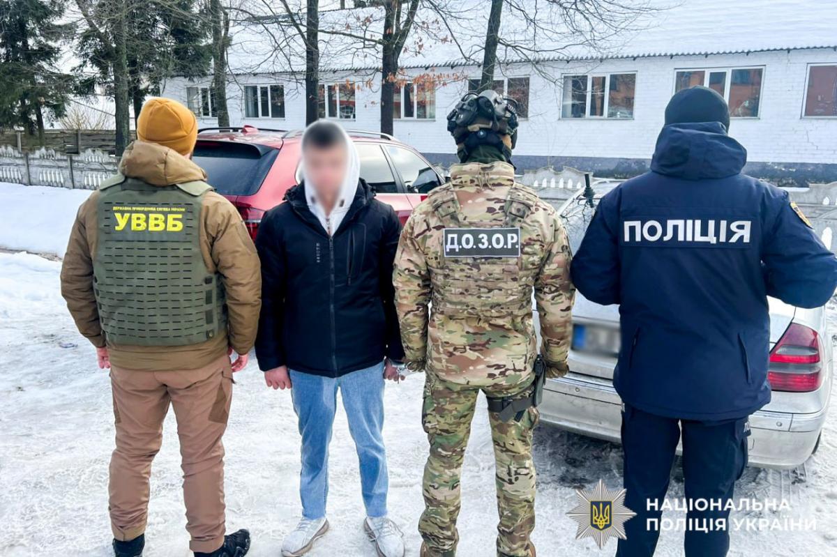 18-річного жителя Рівненщини судитимуть за спробу переправлення чоловіків за кордон
