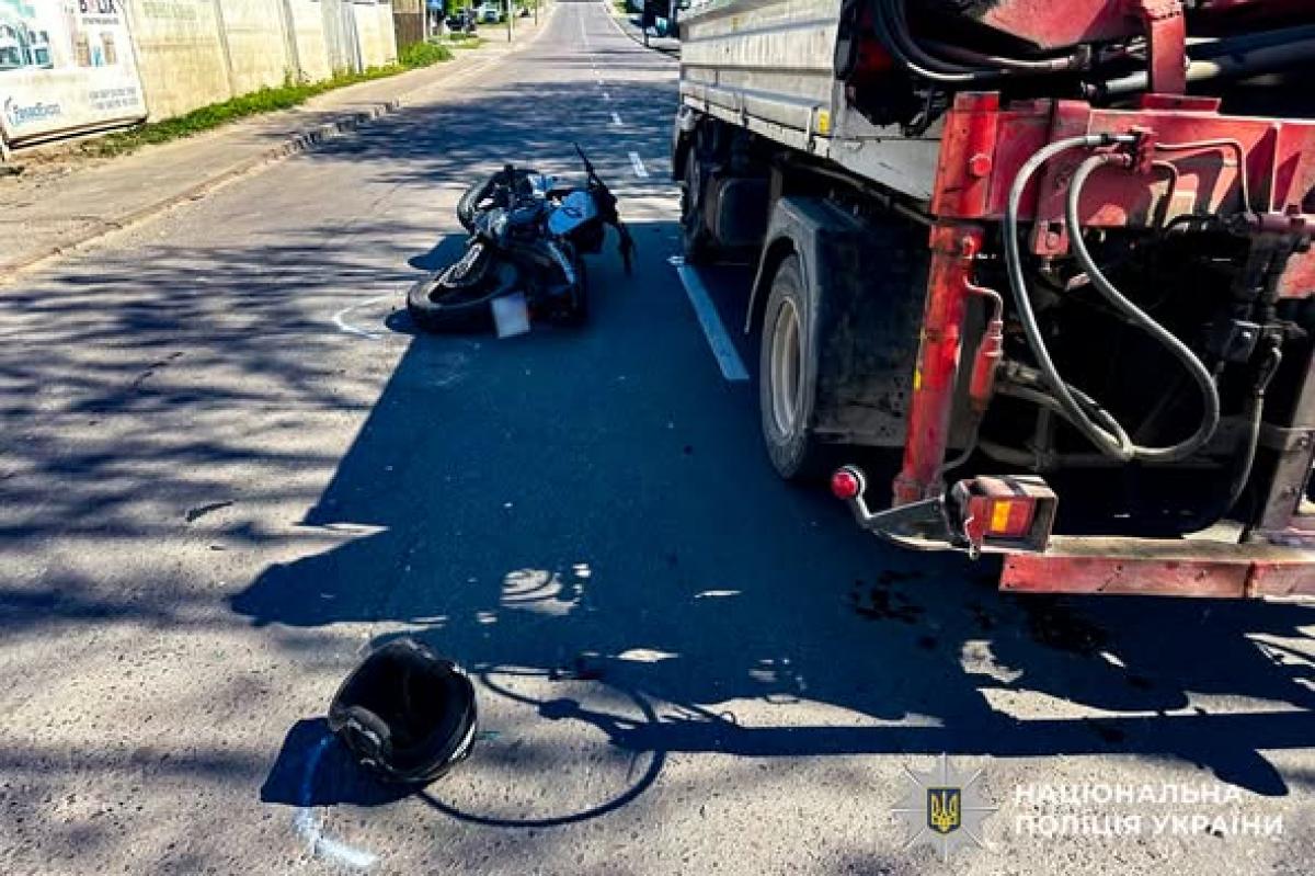 У Рівному в ДТП тяжко травмувався 18-річний мотоцикліст