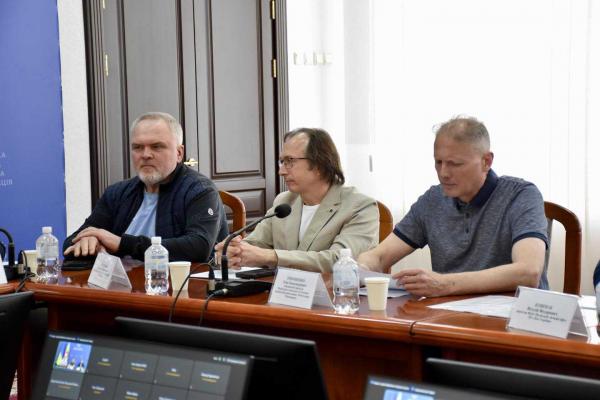 На Рівненщині обговорили стратегію розвитку деревообробки та меблевої промисловості