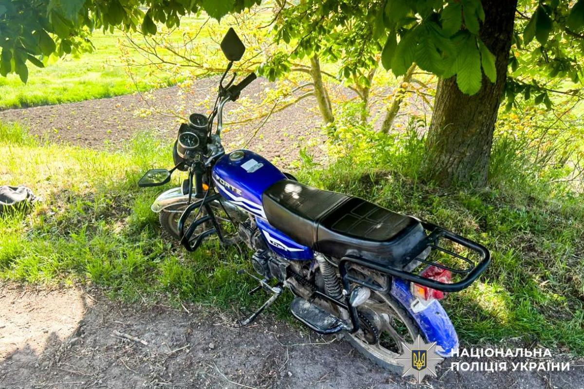 На Млинівщині мотоцикл із чотирма пасажирами потрапив у ДТП: двоє дітей госпіталізовані