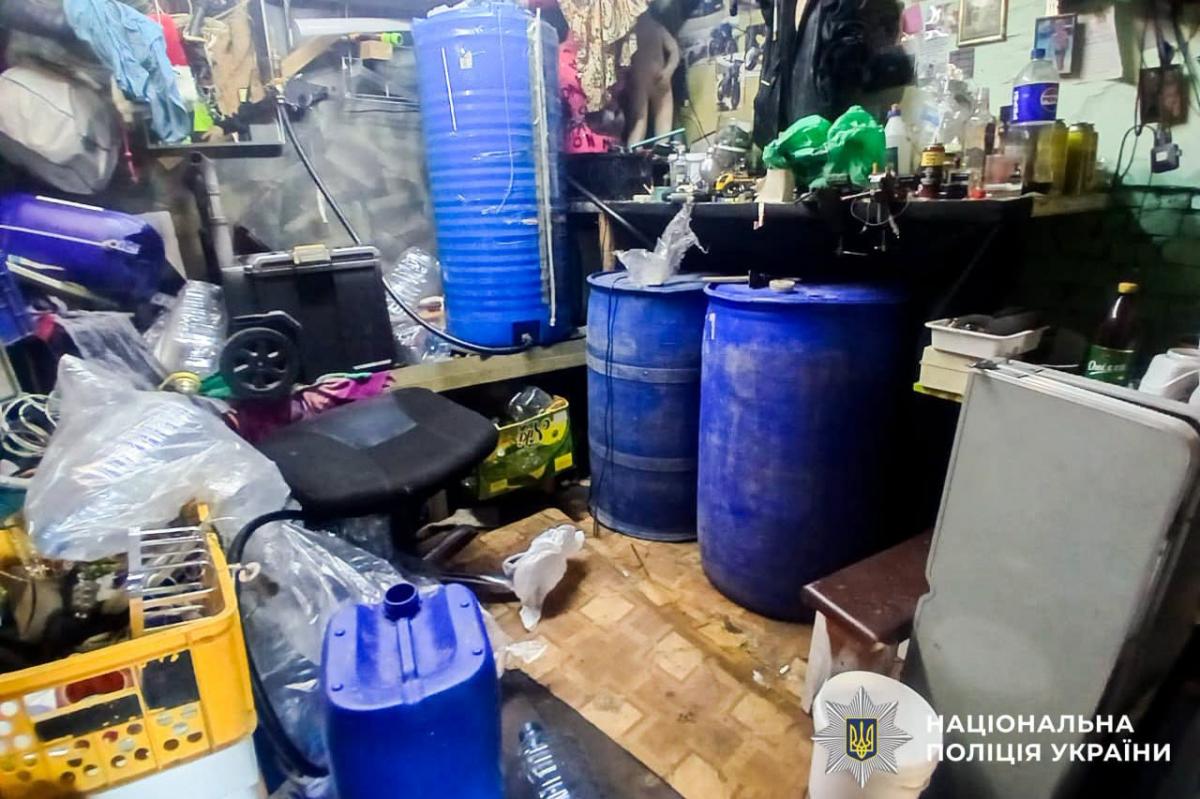 На Рівненщині судитимуть чоловіка за незаконне зберігання та перевезення алкоголю
