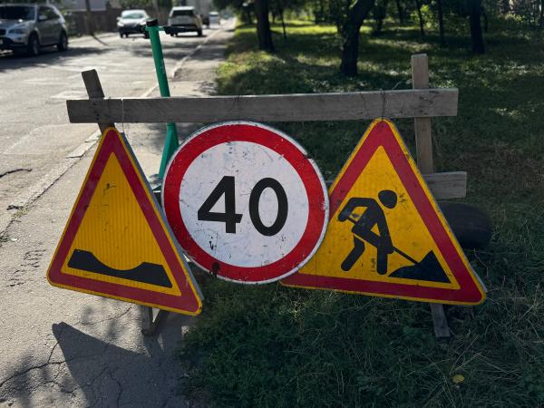 У Рівному через дорожні роботи можливі ускладнення руху на кількох вулицях