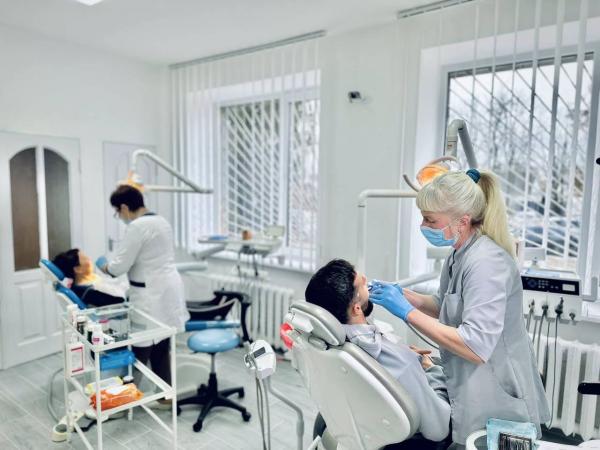 Лікарня на Рівненщині запрошує на безкоштовне стоматологічне лікування