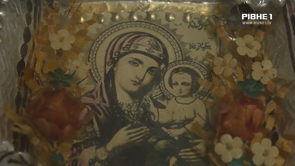 У Рівненській лікарні відбулася молитва за полеглих медиків та виставка унікальних ікон (ВІДЕО)