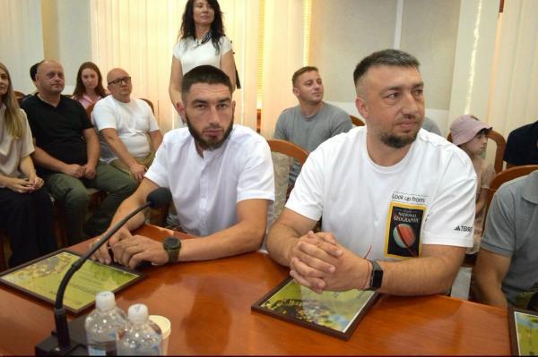 Двоє ветеранів Корецької громади отримали житлові сертифікати