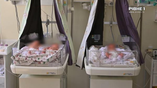 Трійня вперше за 5 років народилась у Рівненському пологовому будинку (ВІДЕО)