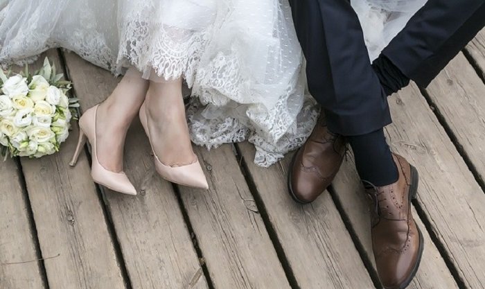 взуття нареченого і нареченої