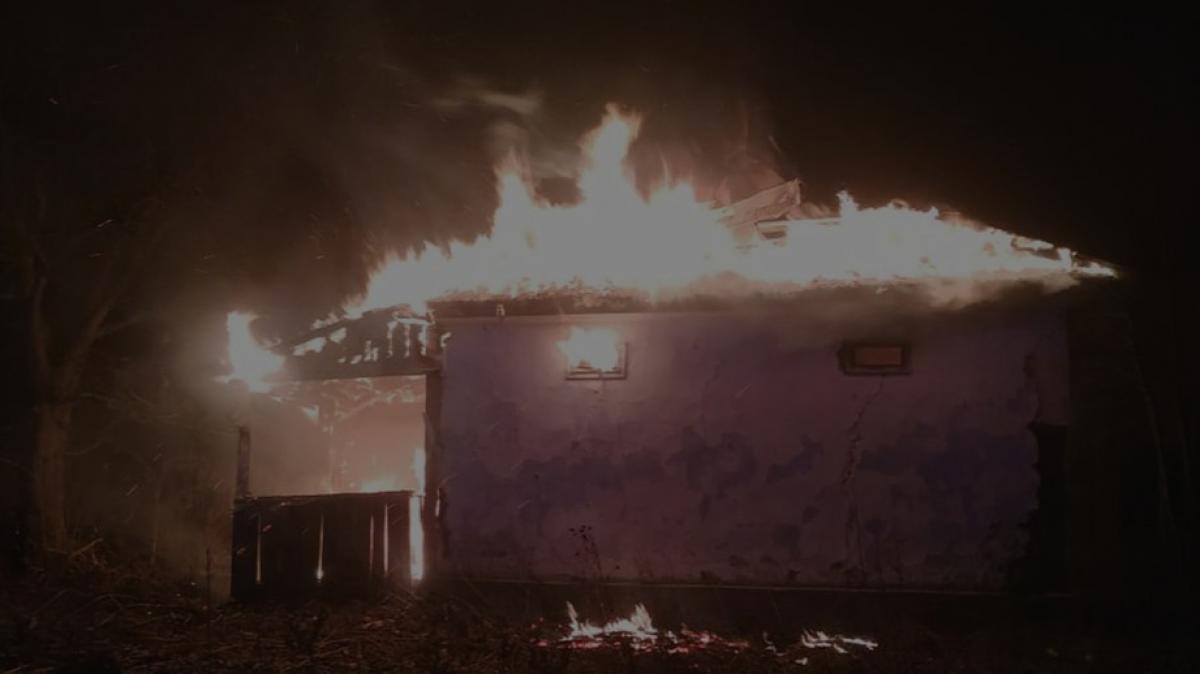 На Рівненщині під час нічної пожежі у Федорівці загинув чоловік