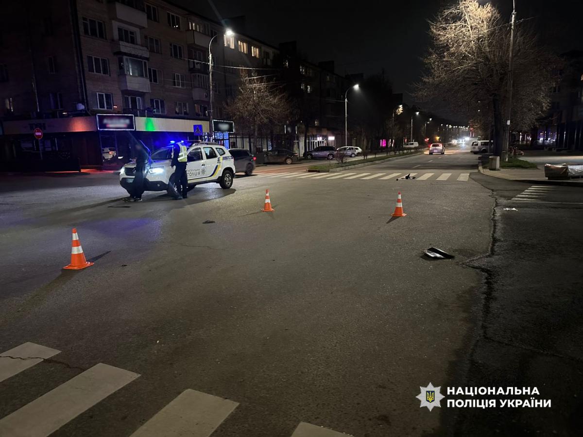 У Рівному напідпитку наїхав на пішоходів та втік: поліцейські затримали зловмисника