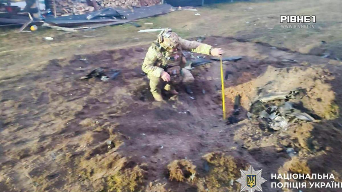 Масштабна ДТП за участі 8 авто та аварія на пішохідному переході в місті Дубно на Рівненщині (ВІДЕО)