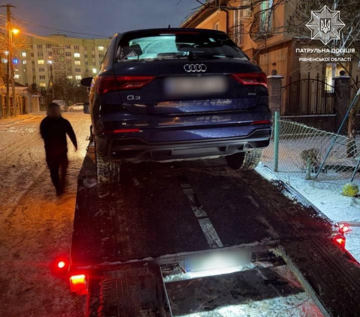 У Рівному нетверезий водій Audi їхав на авто з технічними несправностями