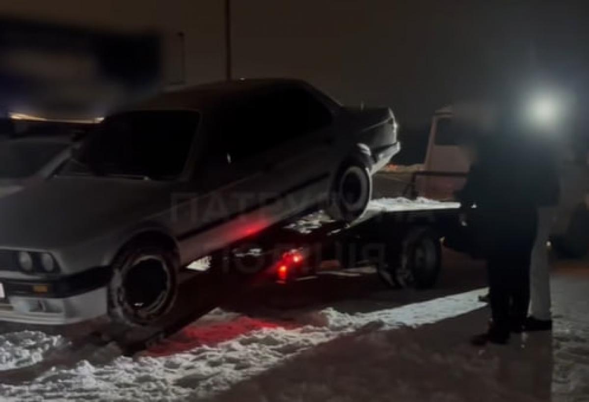 У Рівному «дрифт» на парковці завершився евакуацією авто та адмінпротоколами