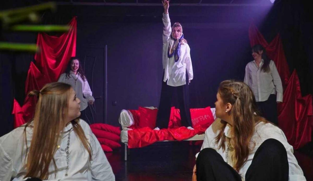 Фото з фб сторінки театру 