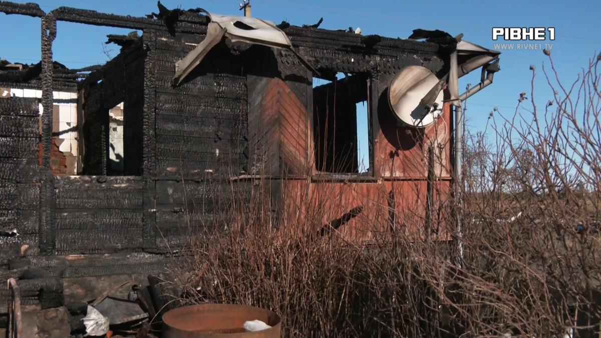 Трагедія у Великому Стидині: жінка загинула у вогні, а її чоловік отримав 90% опіків тіла (ВІДЕО)