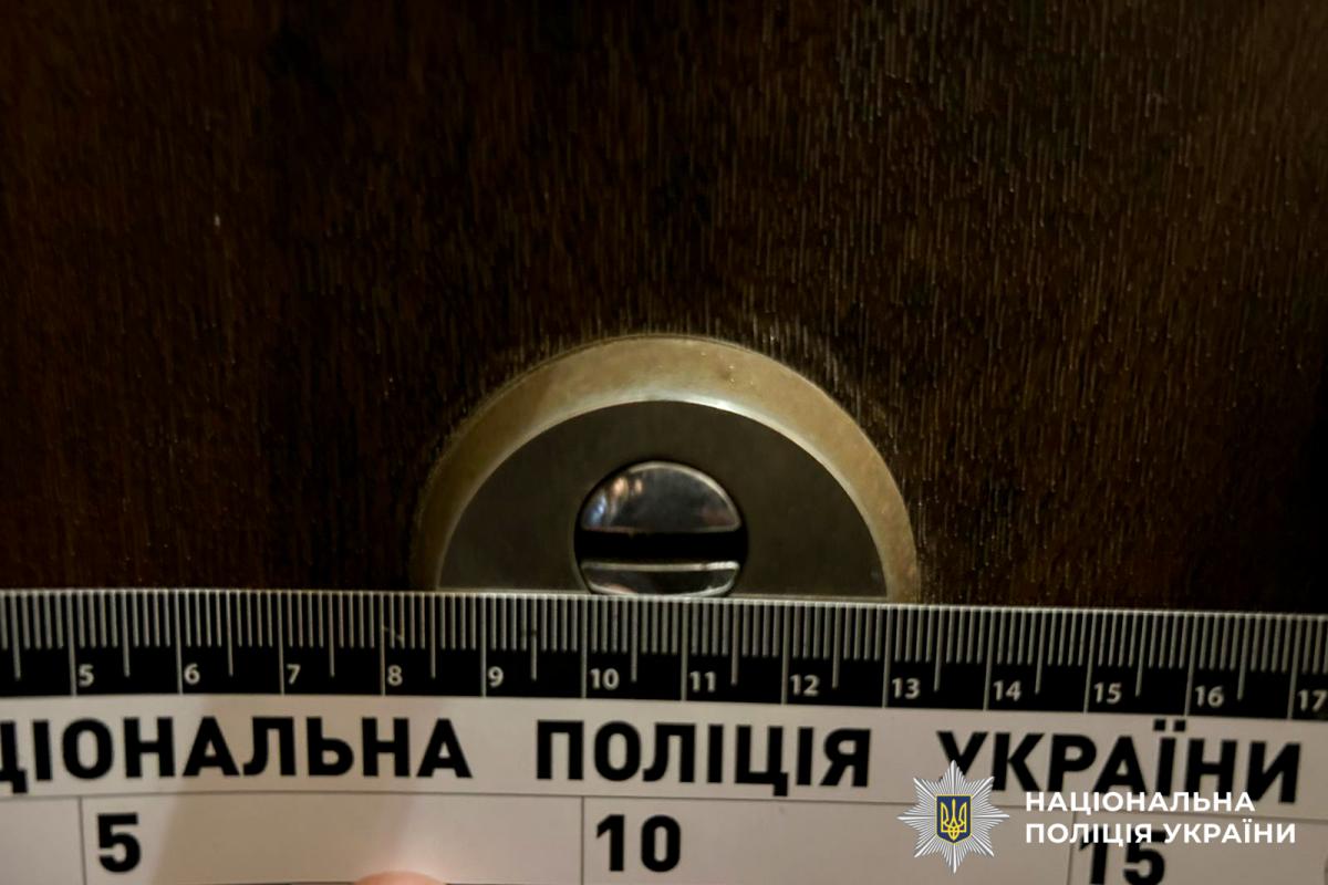 У Рівному викрили серійного крадія: за два дні встановили підозрюваного