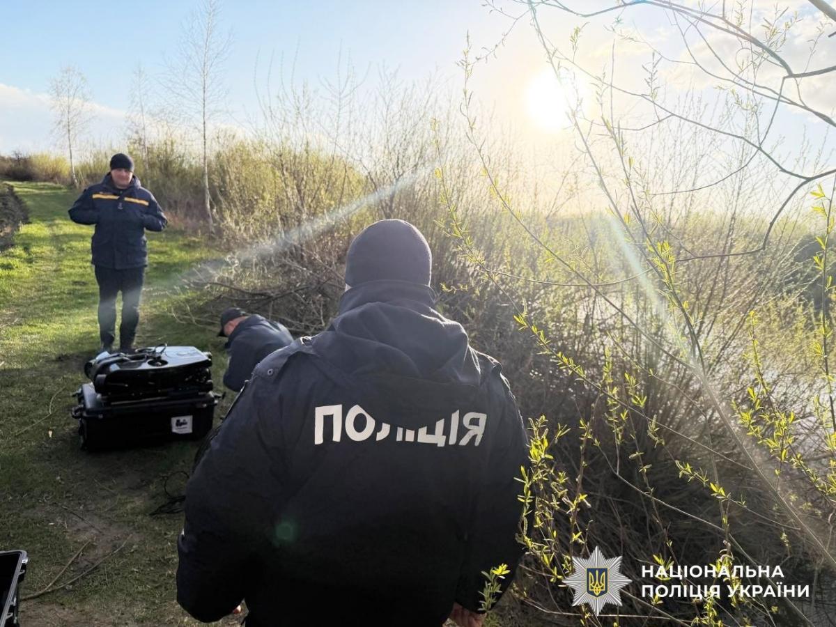 На Дубровиччині тривають пошуки 4-річного хлопчика: рятувальники залучили підводні дрони