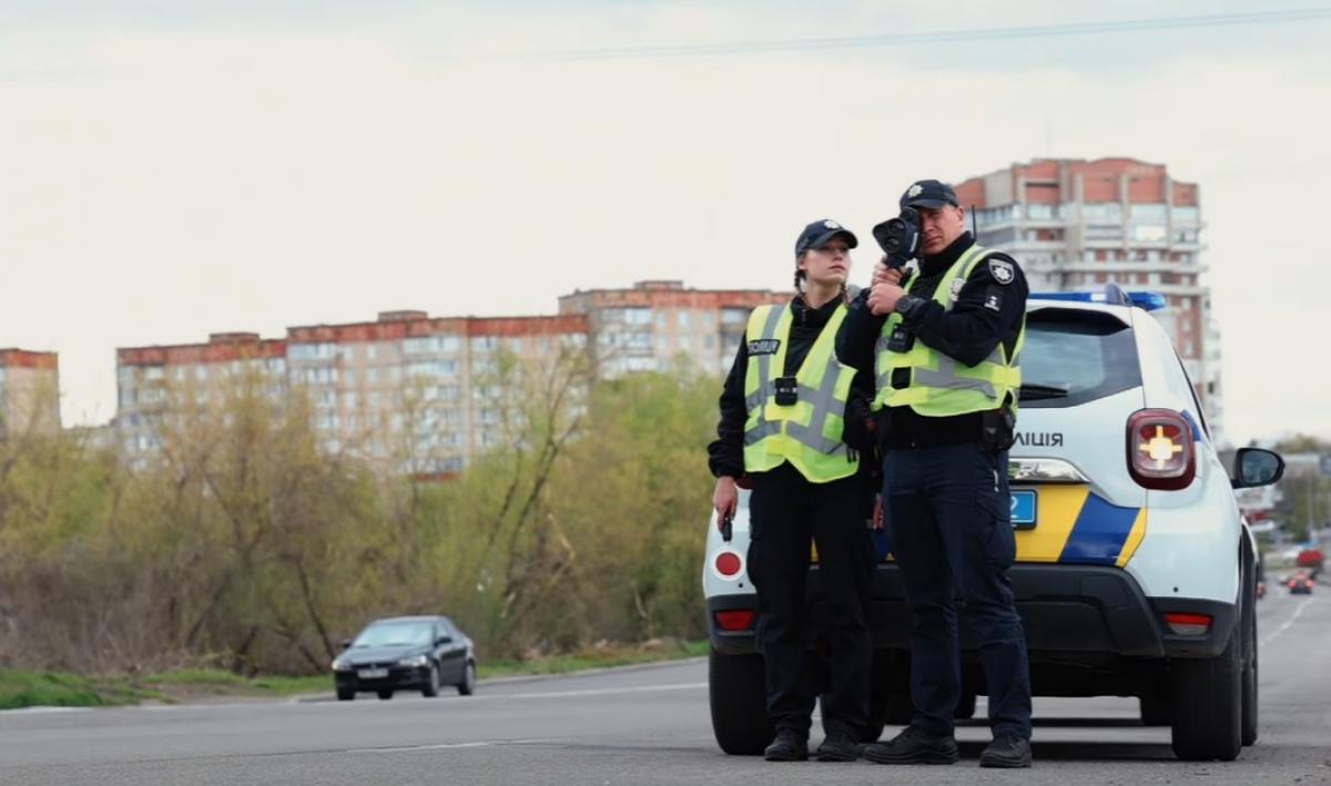 Патрульні винесли понад 10 тисяч постанов за перевищення швидкості від початку року