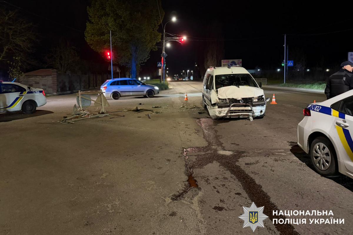 У Рівному внаслідок автопригоди постраждали двоє дітей (ФОТО)