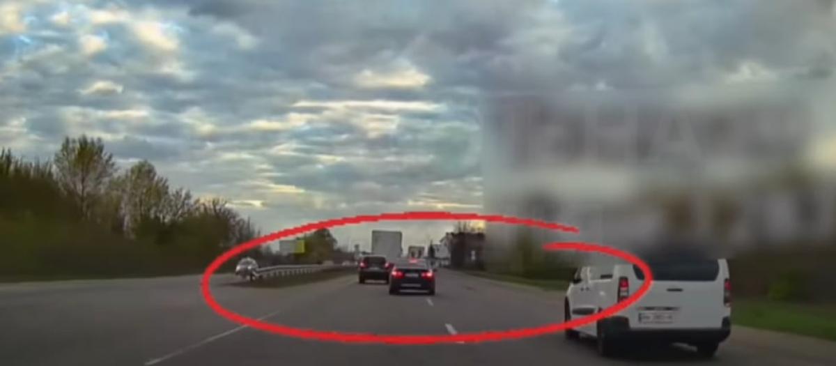 У Рівному водія BMW покарали за порушення правил дорожнього руху