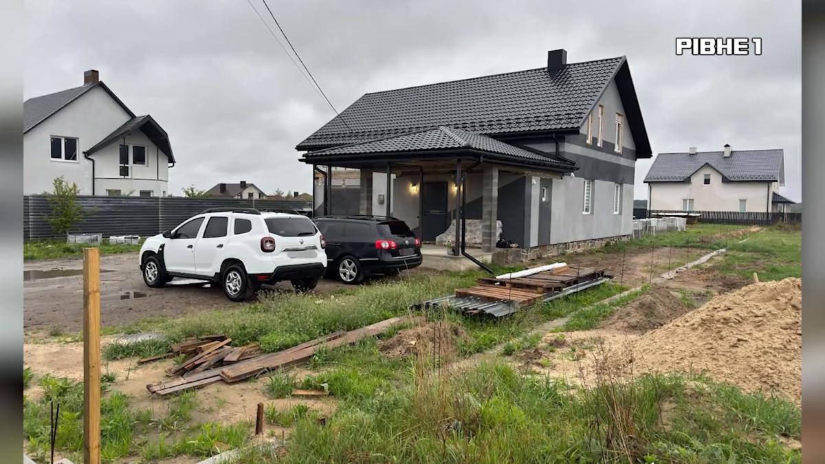 Ремонт дому тещі замість служби: ДБР повідомило про підозру начальнику штаба військової частини з Рівненщини (ВІДЕО)