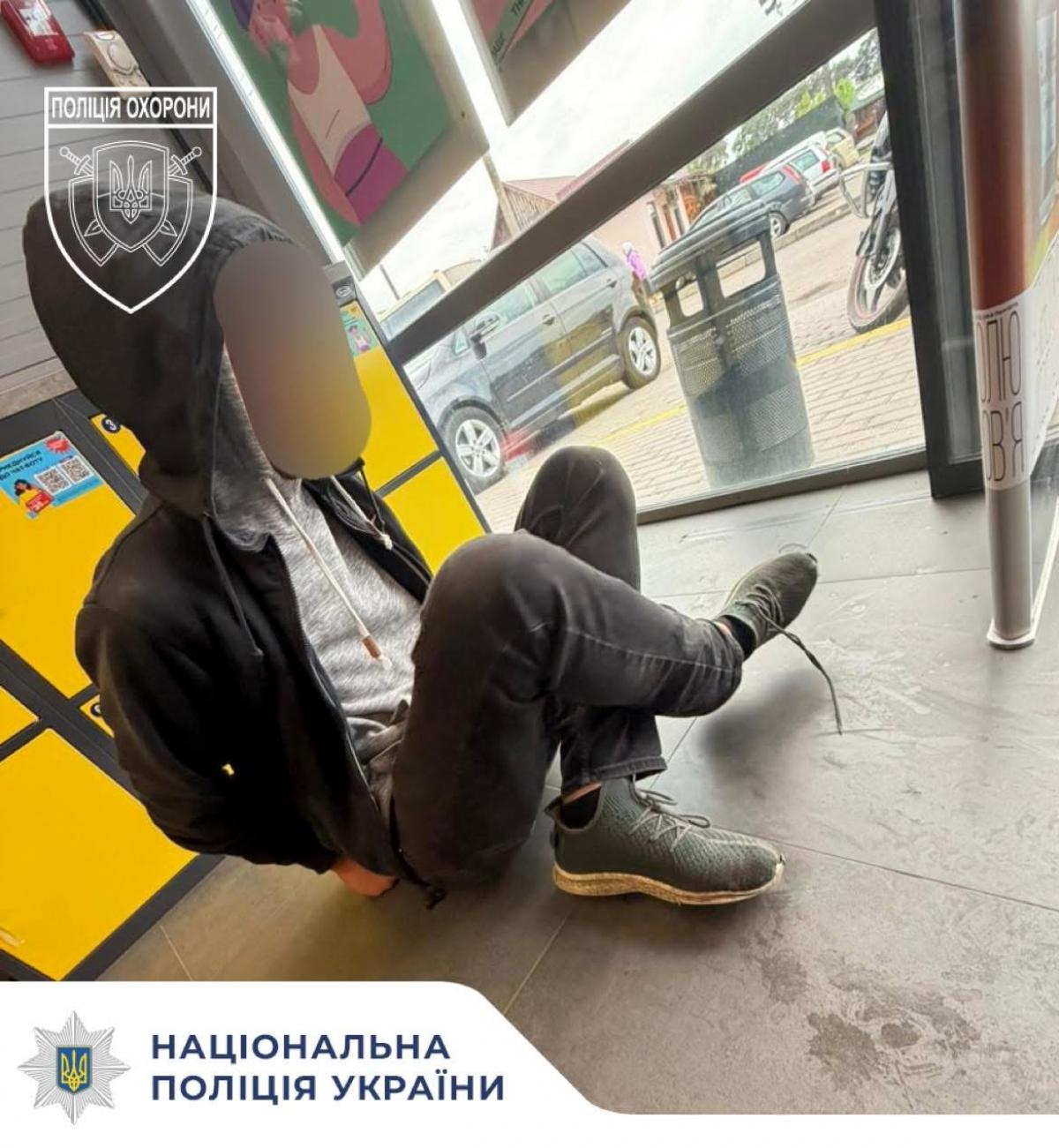 У Клевані затримали дебошира, який намагався пограбувати магазини