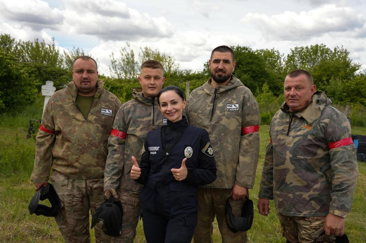 У Рівному поліцейські зіграли у товариський матч з пейнтболу (ВІДЕО)