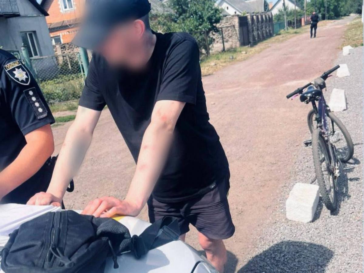 У Дубні патрульні виявили у велосипедиста речовину, схожу на наркотичну