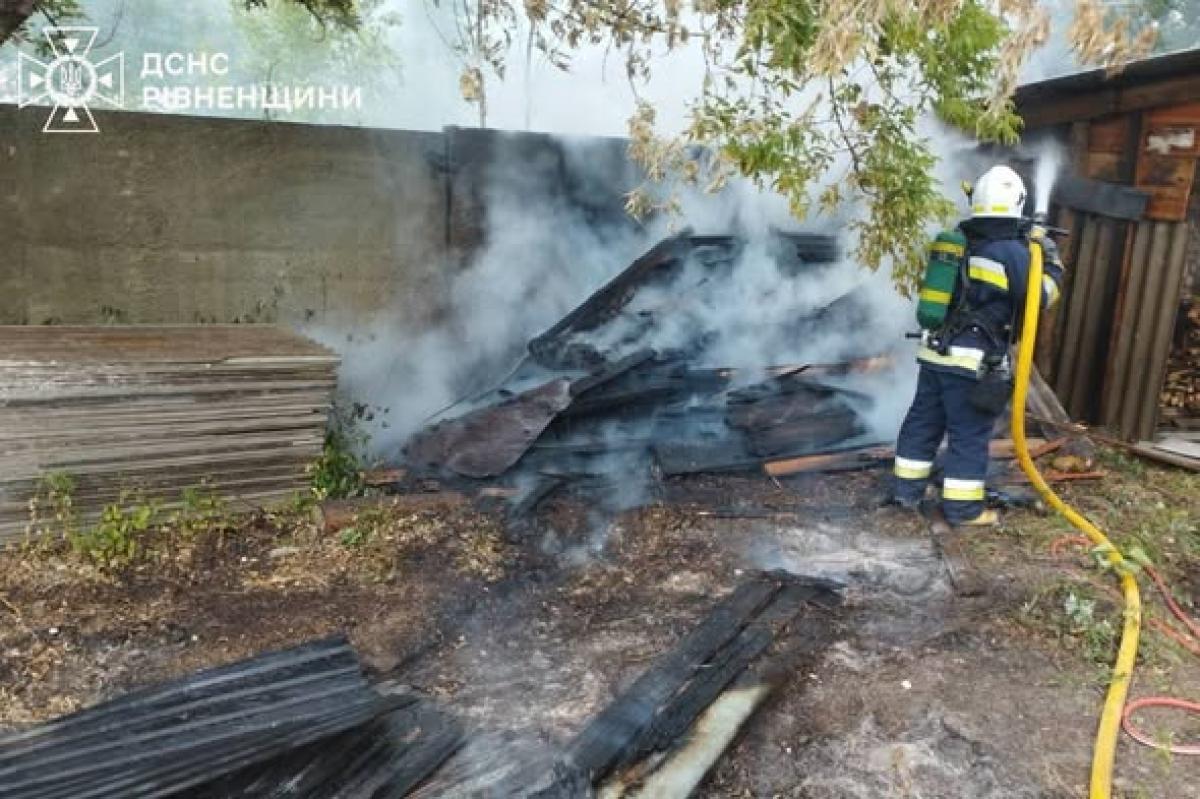 У Радивилові трапилася пожежа в приватному господарстві