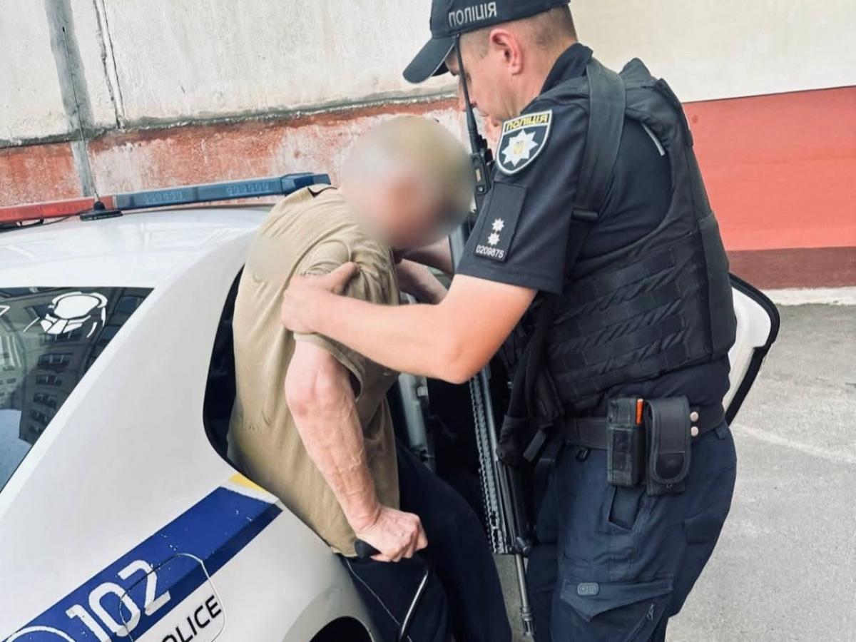 У Рівному патрульні допомогли 71-річному чоловікові, який загубився
